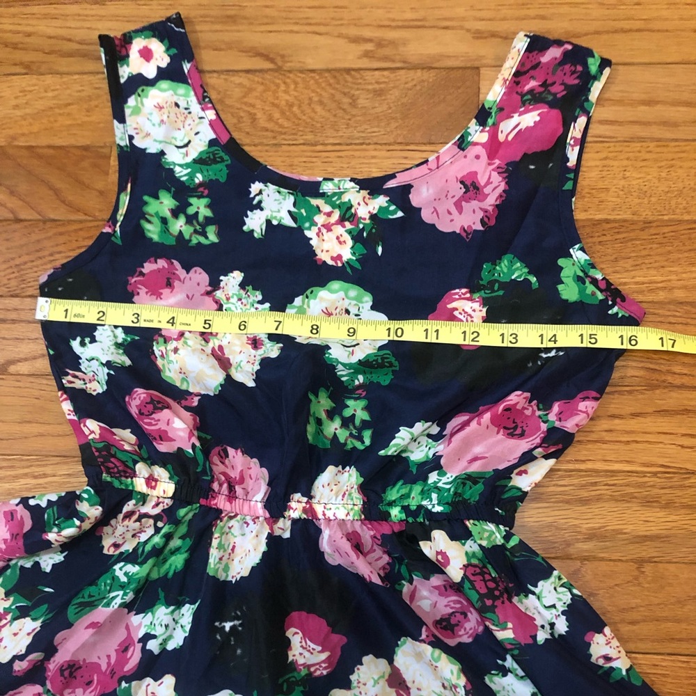 BOGO FLORAL DRESS - Picture 4 of 7